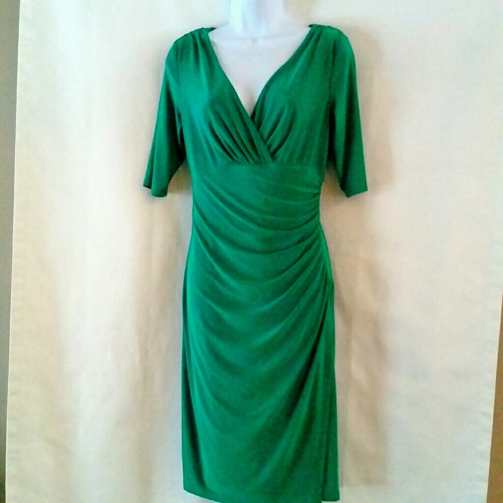 Kelly Green Ralph Lauren Wrap Dress 12 cocktail, date night or wedding guest